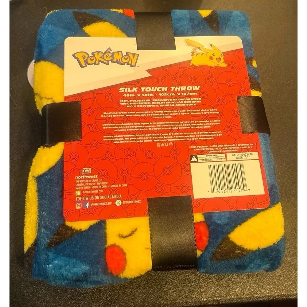 Pokemon 40 x 50 Inch Silk Touch Throw Blanket - BNWT